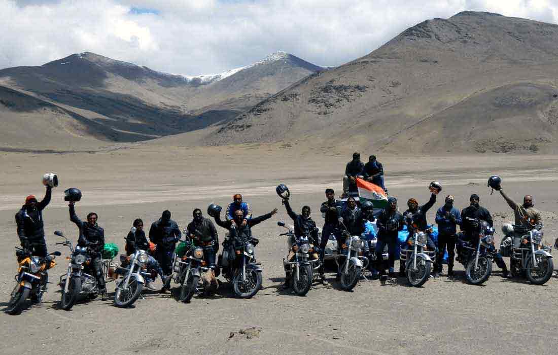 Manali Leh Ladakh Srinagar Road Tour - Crazy Riders Adventure Tours